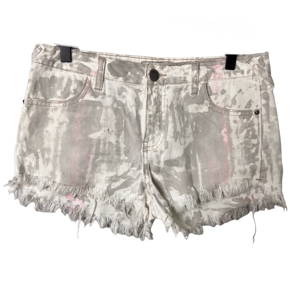 Free People Icing Washed Cut Off Shorts Gray Pink Size 28 Hi Low Hem - Picture 8 of 8